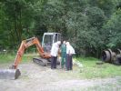 Filename=GC shows shovel to Mayor.jpg
Filesize=109KiB
Dimensions=600x450
Date added=Jul 08, 2006 GC shows shovel to Mayor.jpg